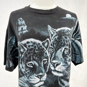Vintage 90s Nature All Over Print Leopard in Jungle T-Shirt Size L / Wilderkind
